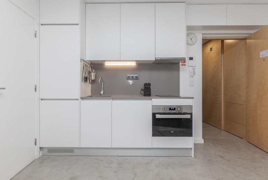 Aveinest - Your In Apartment *
