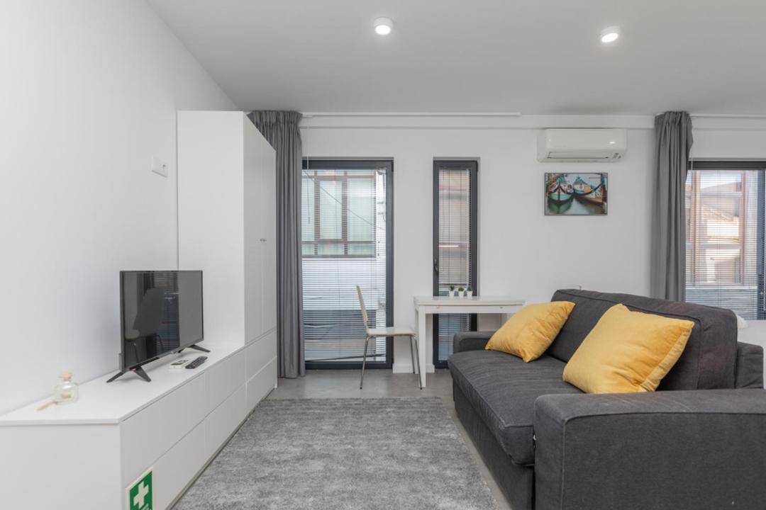 Aveinest - Your In Apartment