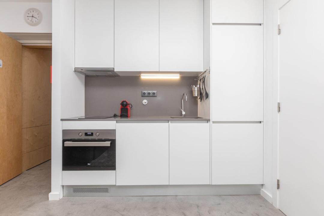 Aveinest - Your In Apartment *